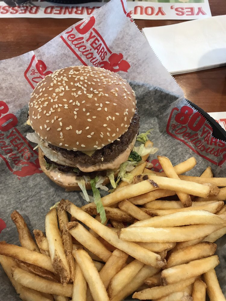 BIG BOYS 10 Photos & 13 Reviews 22100 West Rd, Woodhaven, Michigan