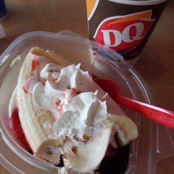 Dairy Queen Grill & Chill - Banana split & coffee - Ice Cream & Frozen Yogurt Near Me - Belleville, Illinois Dairy Queen Grill & Chill - Banana split & coffee - Ice Cream & Frozen Yogurt Near Me - Belleville, Illinois