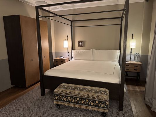 The Hollywood Roosevelt by null