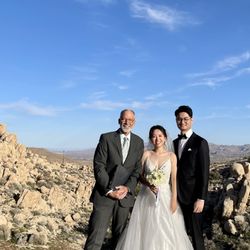 Bill Clawson - Bicheng and Yu, February 2023 in Yucca Valley, CA near Joshua Tree.