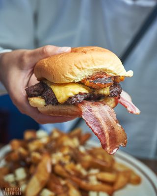 Harry's Charbroiled by null