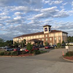 Sleep inn and suites Parkersburg WV