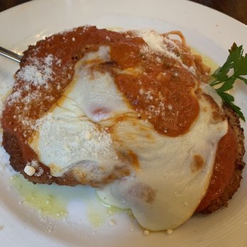 Bellini - Cotoletta di Pollo o Vitello alla Parmigiana - Italian Near Me - Philadelphia, Pennsylvania Bellini - Cotoletta di Pollo o Vitello alla Parmigiana - Italian Near Me - Philadelphia, Pennsylvania