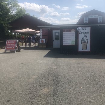 Carter Mountain Orchard - Pick Your Own Farms Near Me - Charlottesville, Virginia