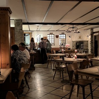 Theodors Stuba - Fondue Near Me - Zermatt, VS Theodors Stuba - Fondue Near Me - Zermatt, VS
