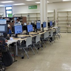 Hawaii State Public Library System - McCully-Moiliili Library - Lots of computers for public use