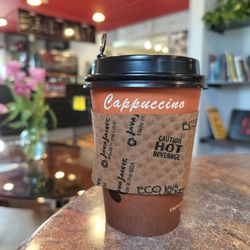 Dlicious Coffee Bar - The winter latte I ordered was a pleasant surprise--rich and full-bodied coffee blended with smooth, milky milk.
