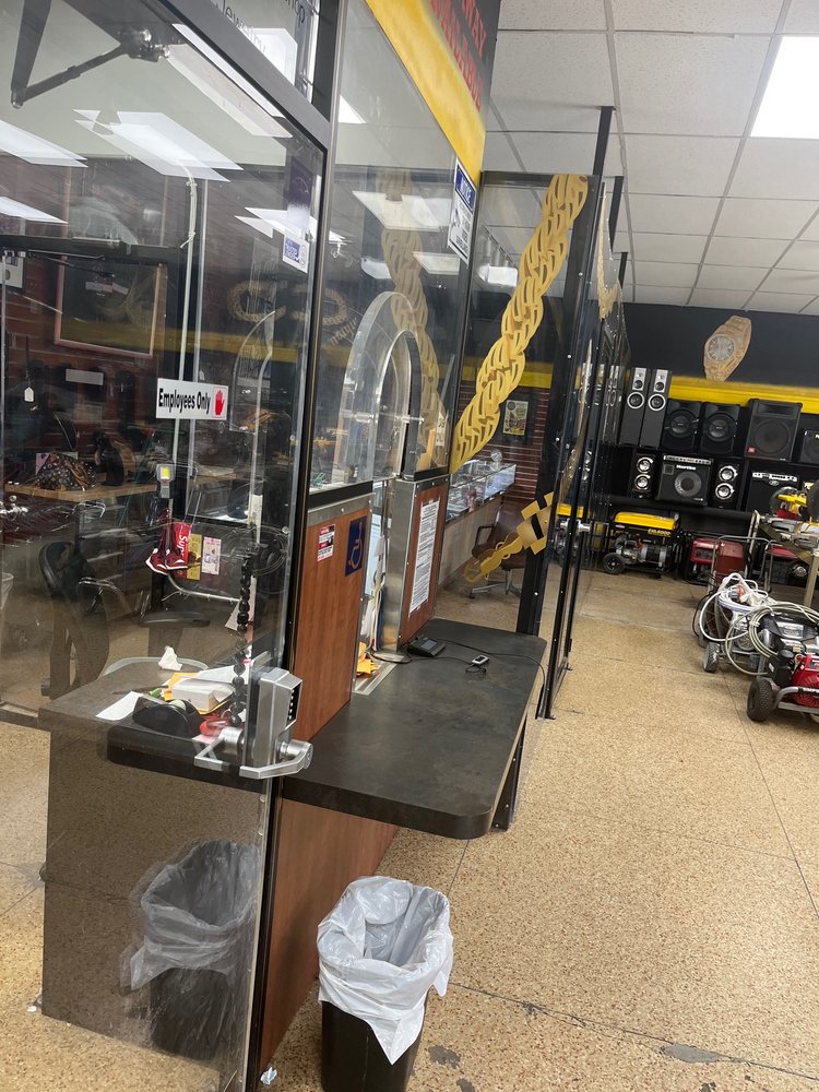 BLAKE’S LOAN & JEWELRY Updated September 2024 13 Photos & 14