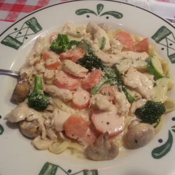 Dinapoli's Fire House - Chicken primavera. Lots of fresh vegetables, but lacked a bit of flavor. It was a fulfilling diah, though! - Pizza Near Me - Apple Valley, California