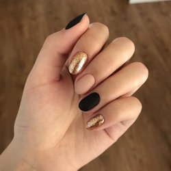P's Nails Salon - Matte nails