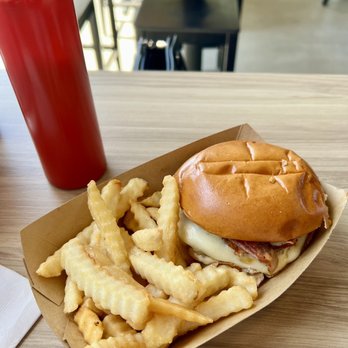Sullivan's Castle Island- Hanover Crossing - Hot Honey Bacon Burger - Fast Food Near Me - Hanover, Massachusetts Sullivan's Castle Island- Hanover Crossing - Hot Honey Bacon Burger - Fast Food Near Me - Hanover, Massachusetts