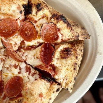 Garage Tap House - Pepperoni pizza - Food Trucks Near Me - Klamath Falls, Oregon Garage Tap House - Pepperoni pizza - Food Trucks Near Me - Klamath Falls, Oregon