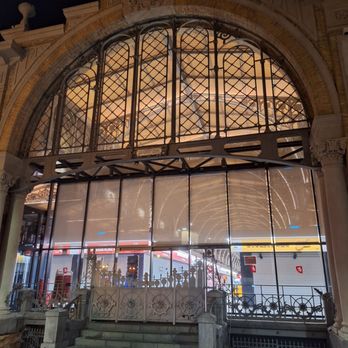 Mercado Central de Zaragoza - Central Market of Zaragoza - Farmers Market Near Me - Zaragoza, Z
