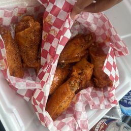 Lemon pepper buffalo & Cajun Lemon pepper buffalo & Cajun