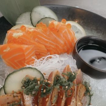Lucky Robot Restaurant - Kingu sake and chiki toro @cl2foodies on ig~ - Sushi Bars Near Me - Austin, Texas Lucky Robot Restaurant - Kingu sake and chiki toro @cl2foodies on ig~ - Sushi Bars Near Me - Austin, Texas