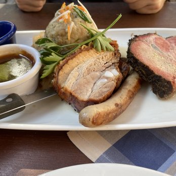 Schneider Bräuhaus - Bavarian Platter - Bavarian Near Me - Munich, BY