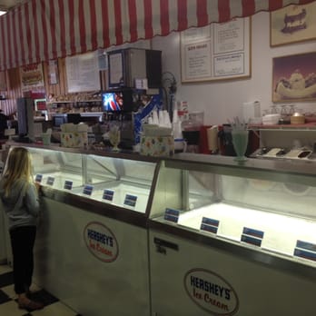 Smithfield Ice Cream Parlor - Ice Cream & Frozen Yogurt Near Me - Smithfield, Virginia