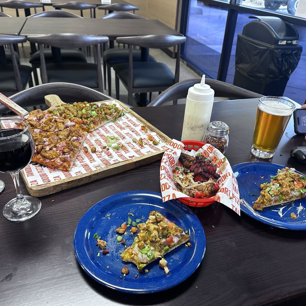 Tandoori Pizza - Red wine, Hella Hoppy IPA , pizza and wings. - Pizza Near Me - Brentwood, California Tandoori Pizza - Red wine, Hella Hoppy IPA , pizza and wings. - Pizza Near Me - Brentwood, California