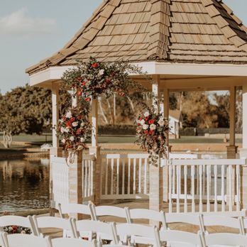 RC Flowers - Gazebo arrangements - Florists Near Me - Vista, California RC Flowers - Gazebo arrangements - Florists Near Me - Vista, California