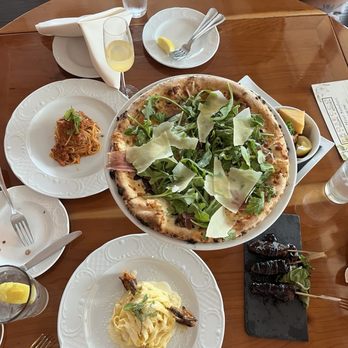 Prosecco Fresh Italian Kitchen - Spaghetti bolognese and Bianca pizza - Italian Near Me - Las Vegas, Nevada Prosecco Fresh Italian Kitchen - Spaghetti bolognese and Bianca pizza - Italian Near Me - Las Vegas, Nevada