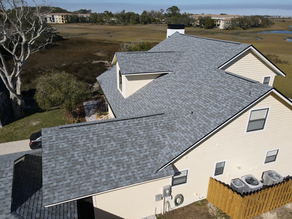Slide of Lighthouse Roofing