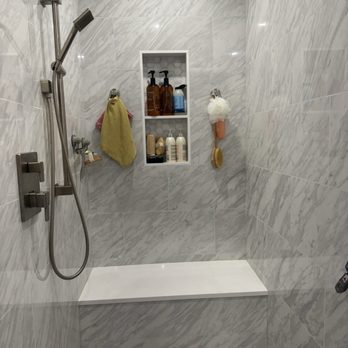 Professional Choice Plumbing - Shower with rain shower head and hand held with front facing horizontal drain - Plumbing Near Me - Ocala, Florida Professional Choice Plumbing - Shower with rain shower head and hand held with front facing horizontal drain - Plumbing Near Me - Ocala, Florida