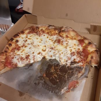 Bella Fuoco Wood Fired Pizza - Soggy, tasteless pizza. - Pizza Near Me - Cheyenne, Wyoming