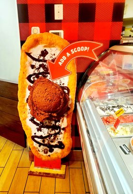 BeaverTails- Queues de Castor (Banff East) by null