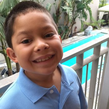 Hotel Amarano Burbank-Hollywood - Matthew Happy With the View - Hotels Near Me - Burbank, California