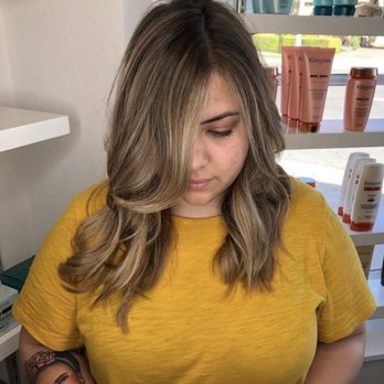 Salon Barberet - Hair by Lindsay and Cam - Hair Salons Near Me - Redondo Beach, California Salon Barberet - Hair by Lindsay and Cam - Hair Salons Near Me - Redondo Beach, California