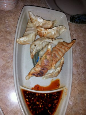 Hong Kong Noodles by null