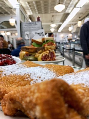 Famous 4th Street Delicatessen by null