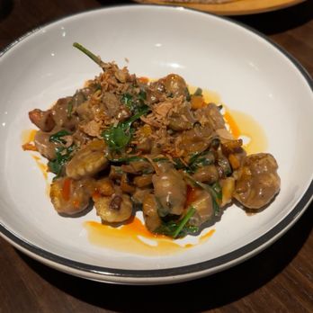 Expat Chicago - Gnocchi - Bars Near Me - Chicago, Illinois