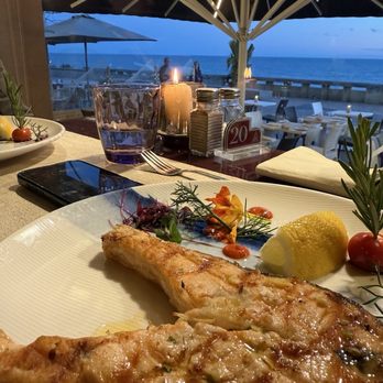 Restaurante Clipper - An incredible delicious grilled salmon to die for - Seafood Near Me - Armação de Pêra, 08 Restaurante Clipper - An incredible delicious grilled salmon to die for - Seafood Near Me - Armação de Pêra, 08