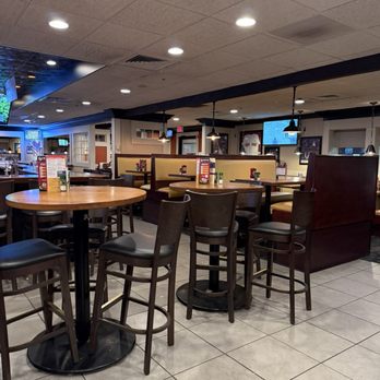 99 Restaurants - Pubs Near Me - Topsham, Maine 99 Restaurants - Pubs Near Me - Topsham, Maine