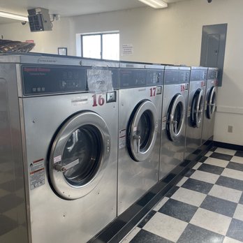 Wash On First Laundromat - Laundromat Near Me - St Johns, Arizona Wash On First Laundromat - Laundromat Near Me - St Johns, Arizona