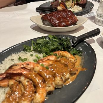 Weber Grill Restaurant - 26th street shrimp with 1/3 ribs added on and sesame filet medallions - Barbeque Near Me - Chicago, Illinois Weber Grill Restaurant - 26th street shrimp with 1/3 ribs added on and sesame filet medallions - Barbeque Near Me - Chicago, Illinois