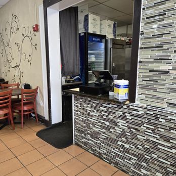 19 Italian Bistro - Order window - Sandwiches Near Me - Virginia Beach, Virginia 19 Italian Bistro - Order window - Sandwiches Near Me - Virginia Beach, Virginia