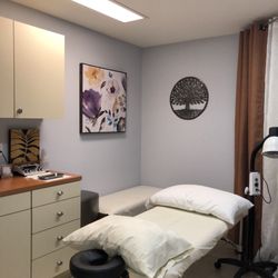 Aeon Acupuncture Wellness Center - Treatment Room