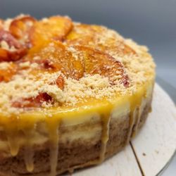 Chef Ma-Jess - Peach crumble caramel cheesecake
