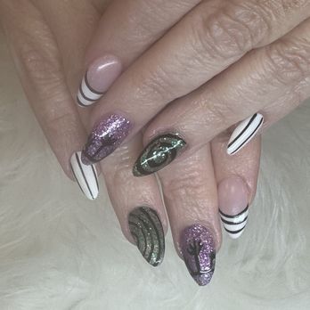 Elegant Nails - Nail Salons Near Me - Piqua, Ohio