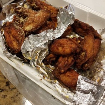 Mad Crab Seafood - Chicken wings!!!  Yum yum YUMMMMM - Seafood Near Me - Orlando, Florida
