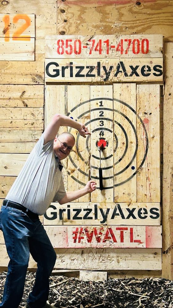 Social spots from Grizzly Axes
