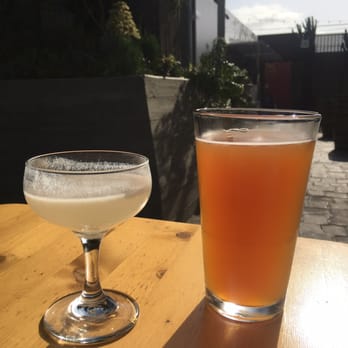 Resident - Cocktail Bars Near Me - Los Angeles, California