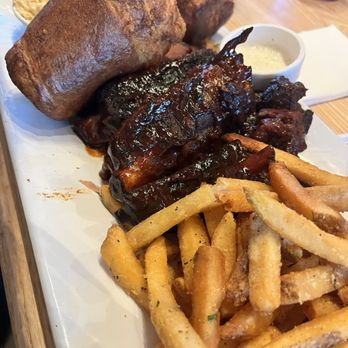 Salt + Smoke - BESTIE COMBO with 4 meats. - Barbeque Near Me - Edwardsville, Illinois