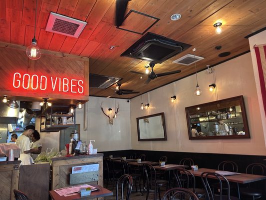 Critters Burger by null