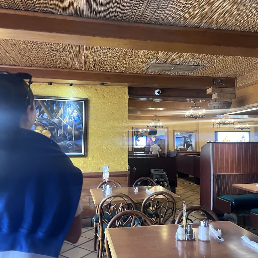 La Carreta - Inside - Cuban Near Me - Miami, Florida La Carreta - Inside - Cuban Near Me - Miami, Florida