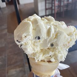 West's Hayward Dairy & Ice Cream Cafe