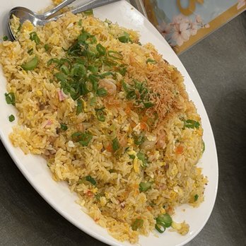 Pearl Bay Restaurant - House special seafood fried rice - Cantonese Near Me - Fremont, California Pearl Bay Restaurant - House special seafood fried rice - Cantonese Near Me - Fremont, California