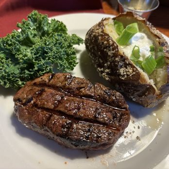 Cattlemens Steakhouse - Filet mignon - Steakhouses Near Me - Elk Grove, California Cattlemens Steakhouse - Filet mignon - Steakhouses Near Me - Elk Grove, California